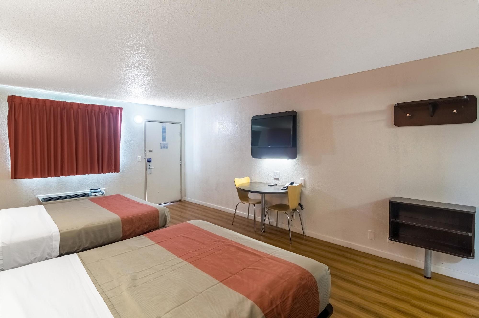Motel 6-Clinton, Ok Bagian luar foto