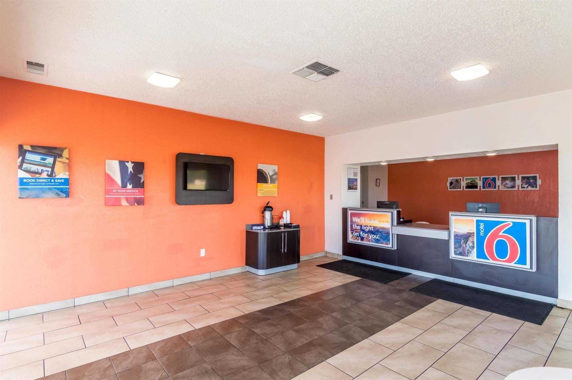 Motel 6-Clinton, Ok Bagian luar foto